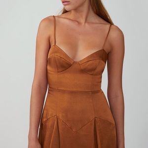 FAME + PARTNERS ✨NWT✨ Cupped Godet Dress